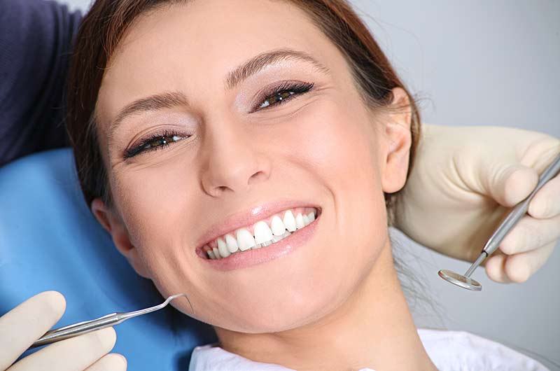 dental-patient-womandentistchair